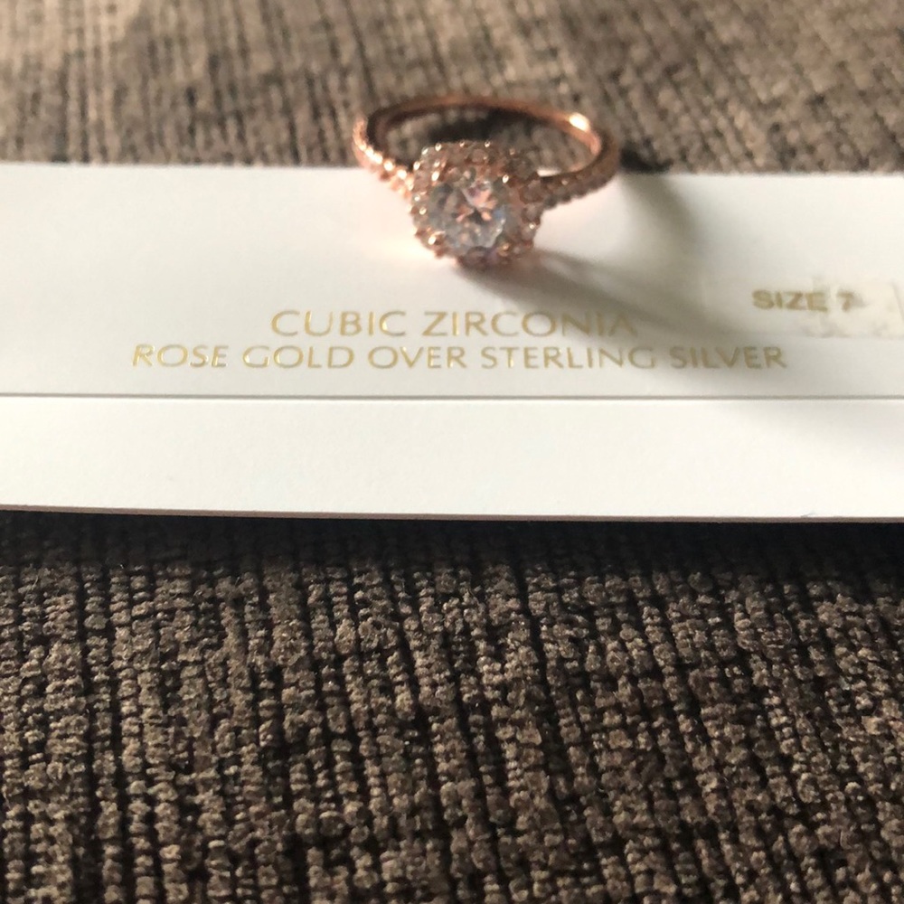 Rose gold ring size 7